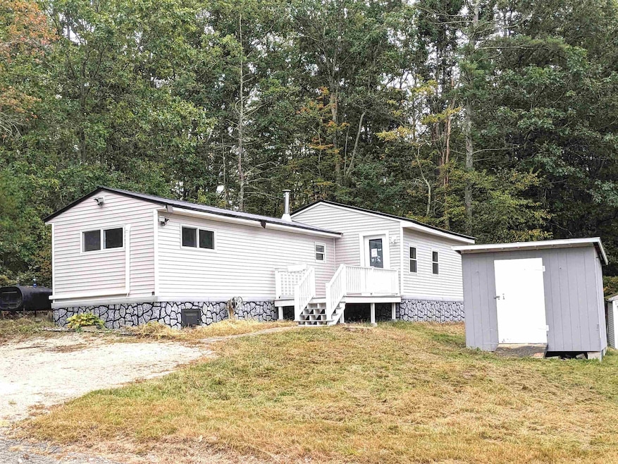 11 Catamount Hill Dr, Allenstown, NH 03275 - photo 1