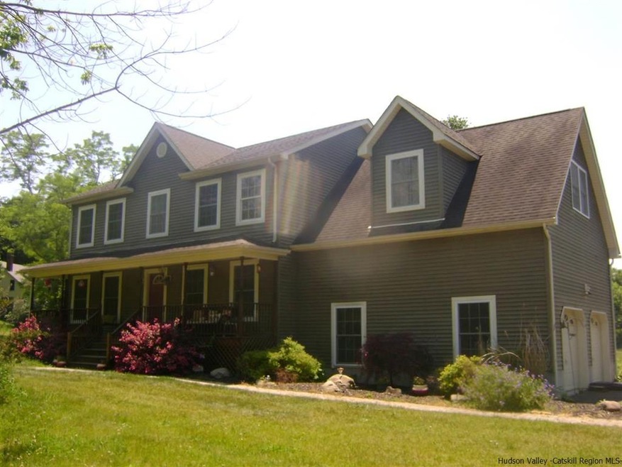 260 Strawridge Rd, Wallkill, NY 12589 - photo 1