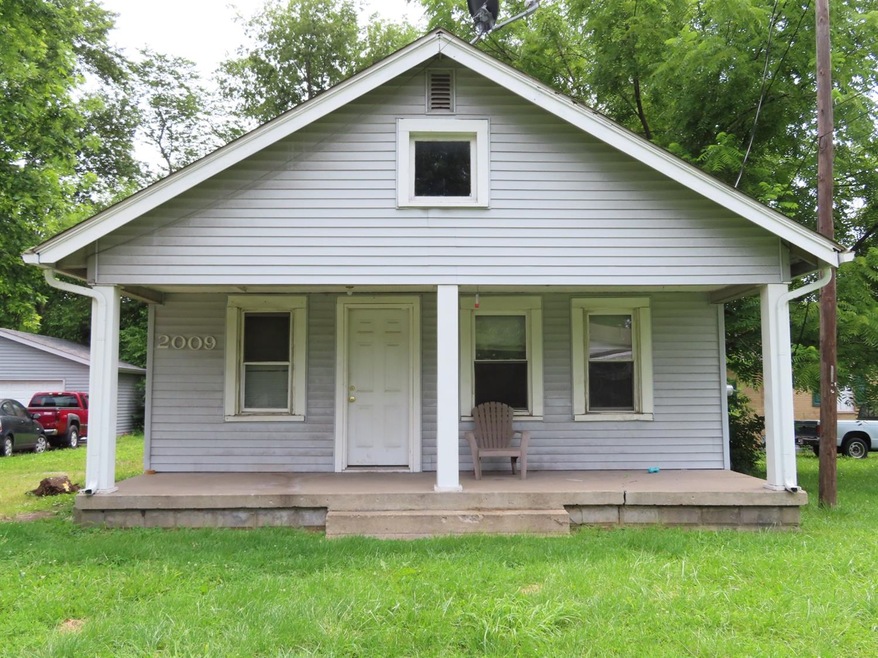 2009 Highland St, Middletown, OH 45044 - photo 1