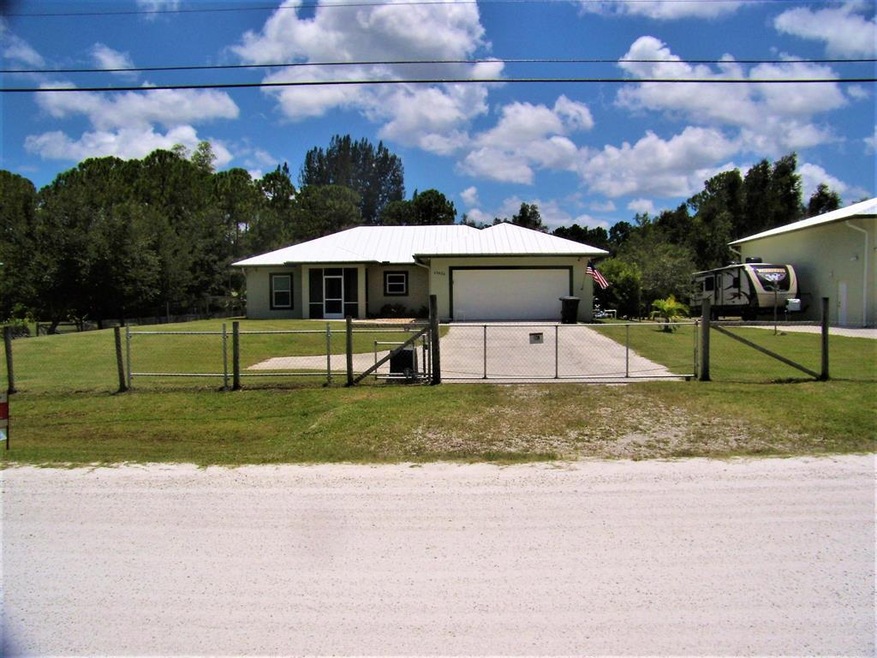 2-House From Driveway