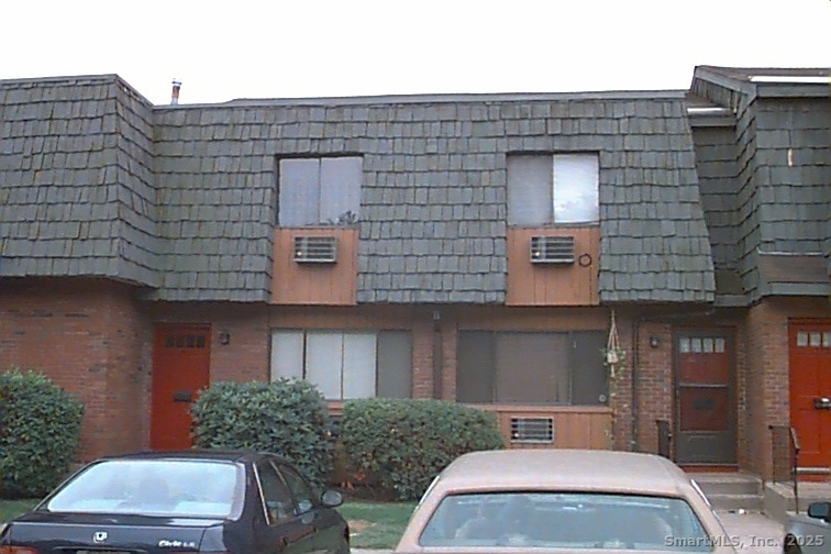 142 High Path Rd, Windsor, CT 06095 - photo 1