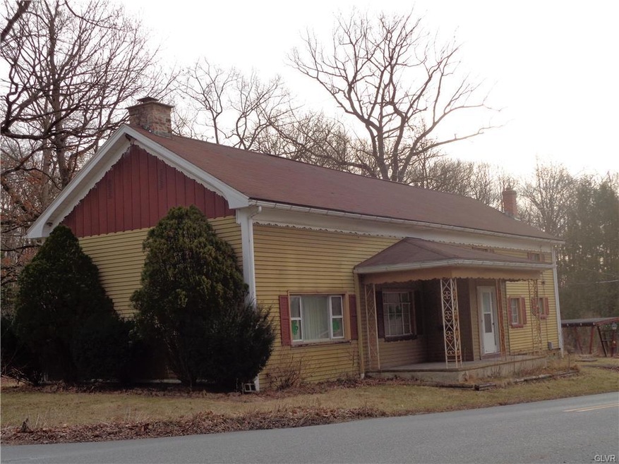 8367 Rextown Rd, Slatington, PA 18080 - photo 1