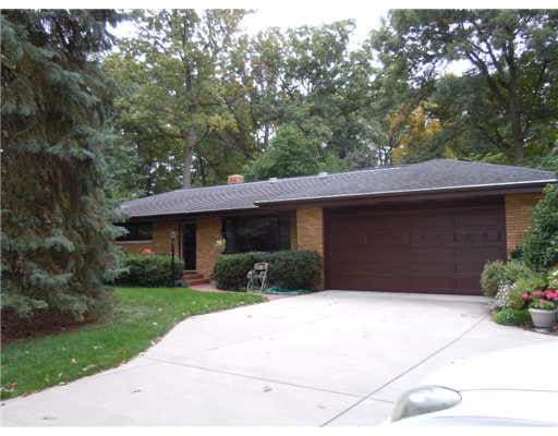 17792 Woodthrush Ln, South Bend, IN 46635 - photo 1