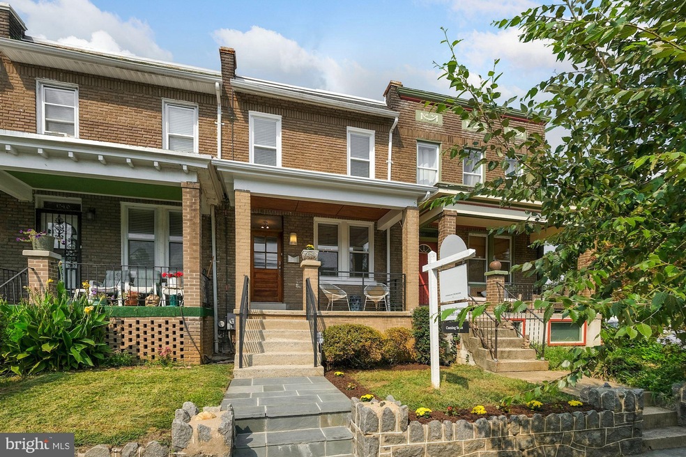 1742 D St SE, Washington, DC 20003 - photo 1