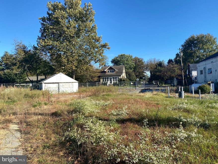 684 Delsea Dr, Sewell, NJ 08080 - photo 1