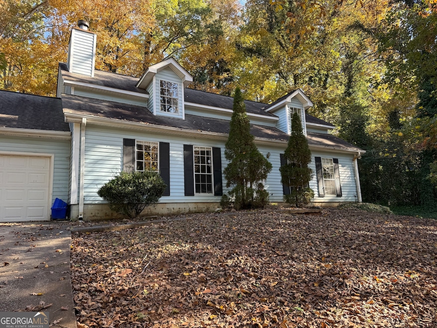 888 Timbercrest Ct unit 2, Lithonia, GA 30058 - photo 1