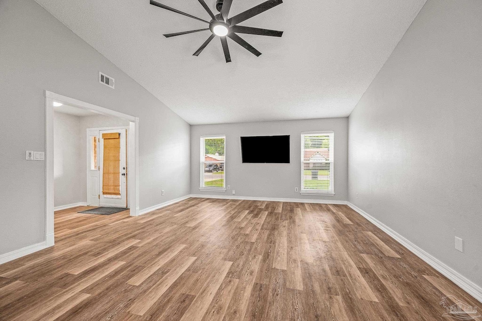 Under Contract $349,900