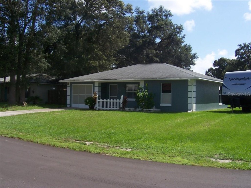 5433 Genevieve Cir, Zephyrhills, FL 33542 - photo 1