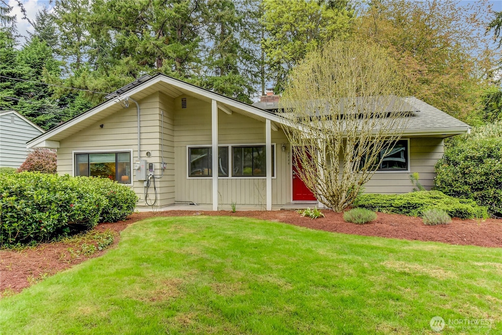 7444 NE 156th St, Kenmore, WA 98028 - photo 1