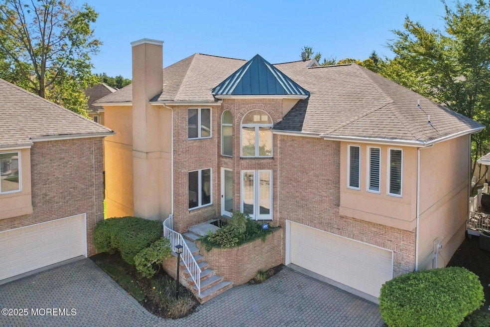 211 Pipers Landing Ct unit 211, Holmdel, NJ 07733 - photo 1