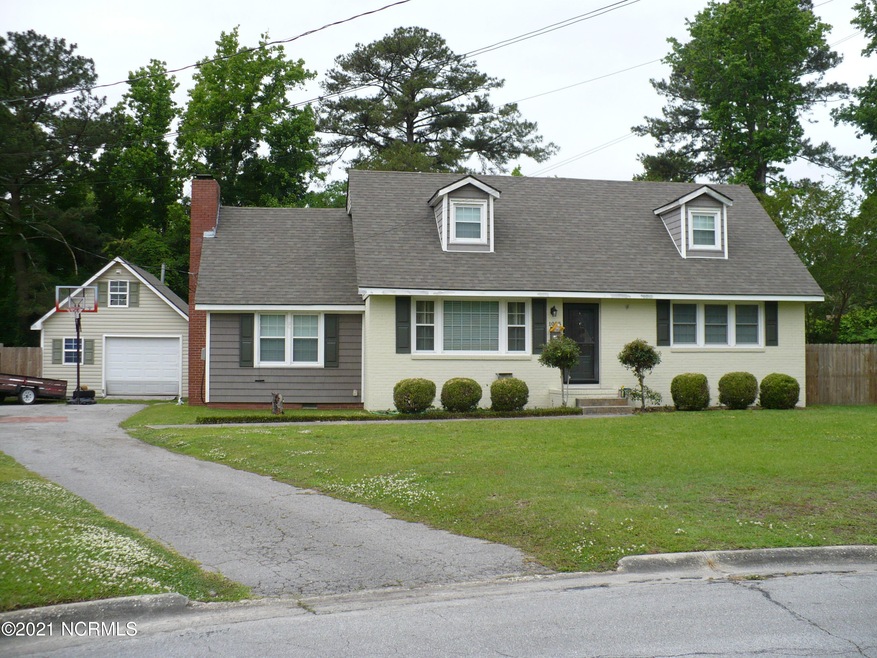 1025 Daniel Ct, Jacksonville, NC 28540 - photo 1