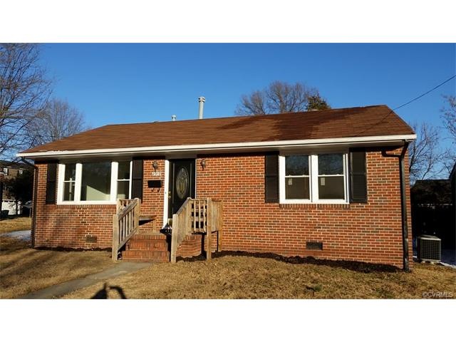 Well built home constructed in 1957 and fully reno