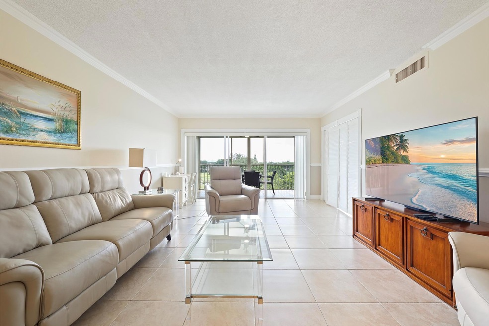 3050 N Palm Aire Dr unit 609, Pompano Beach, FL 33069 - photo 1