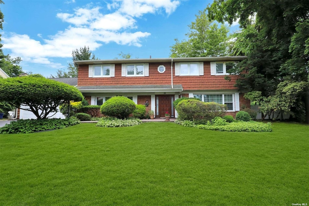 29 Chestnut Rd, Manhasset, NY 11030 - photo 1