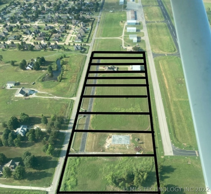 6 S Sky St, Skiatook, OK 74070 - photo 1