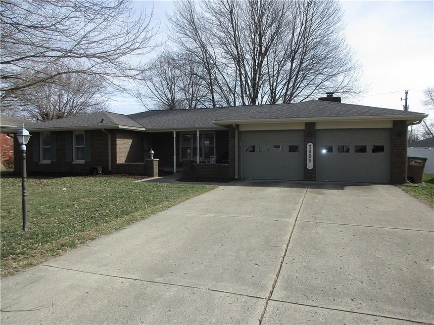 3005 Flintwood Dr, Columbus, IN 47203 - photo 1