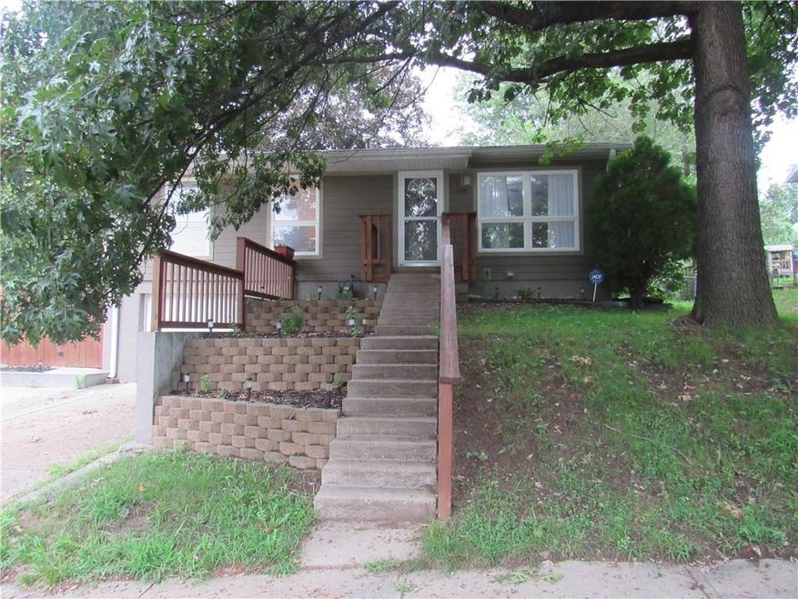 2404 Briarcliff Ave- Deer Park