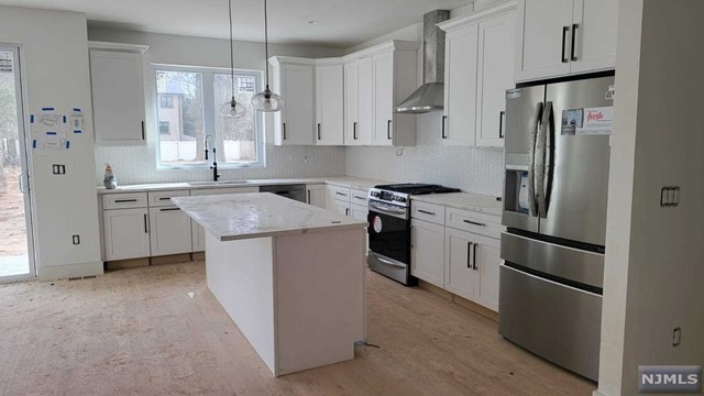 180 Tenafly Rd, Tenafly, NJ 07670 - photo 1