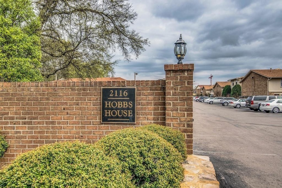 2116 Hobbs Rd unit M1, Nashville, TN 37215 - photo 1