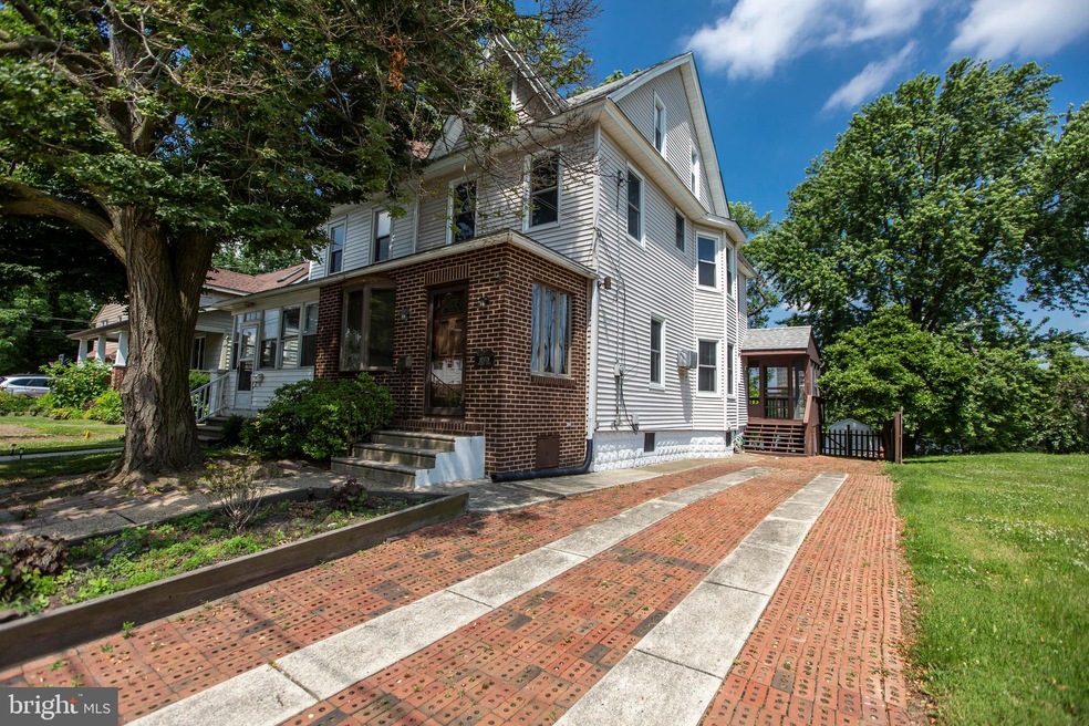 7 E Lakeview Ave, Oaklyn, NJ 08107 - photo 1