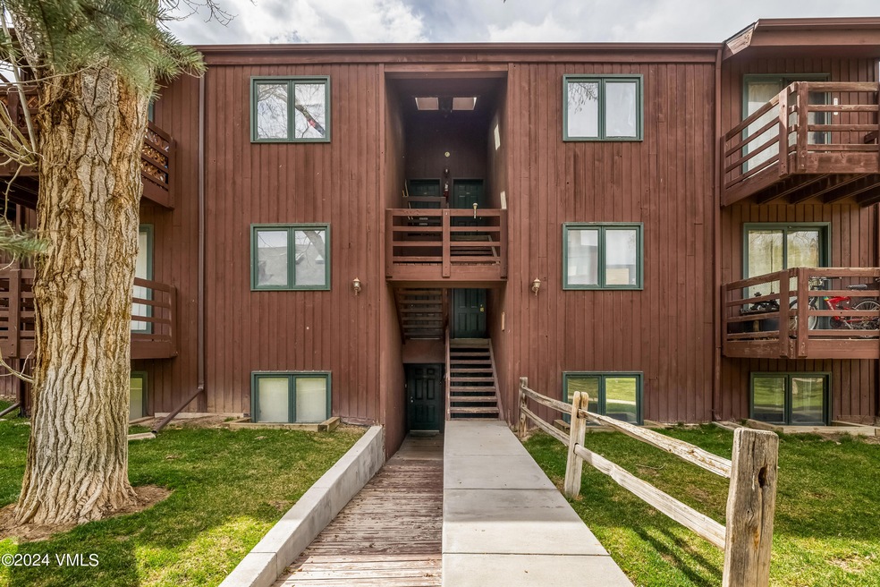 Juniper Hill Condo W103 20