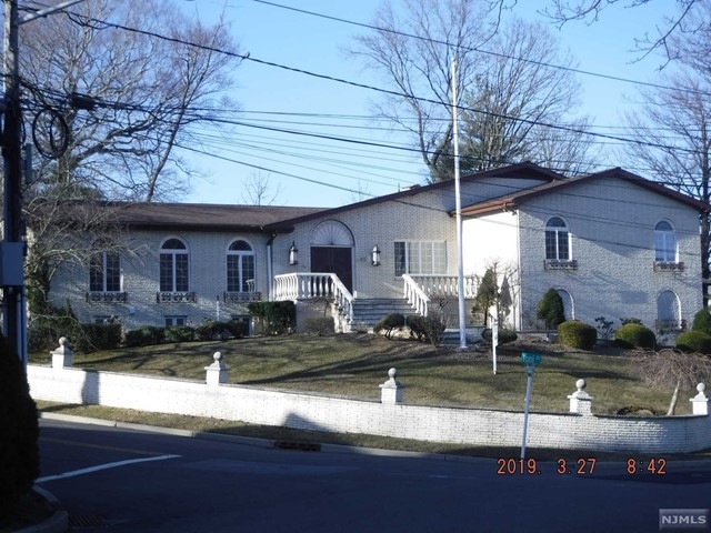 369 Mauro Rd, Englewood Cliffs, NJ 07632 - photo 1