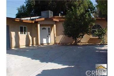 18825 Stagg St, Reseda, CA 91335 - photo 1