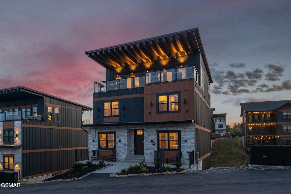 273 Rambling Creek Way unit LOT 150R, Sevierville, TN 37862 - photo 1