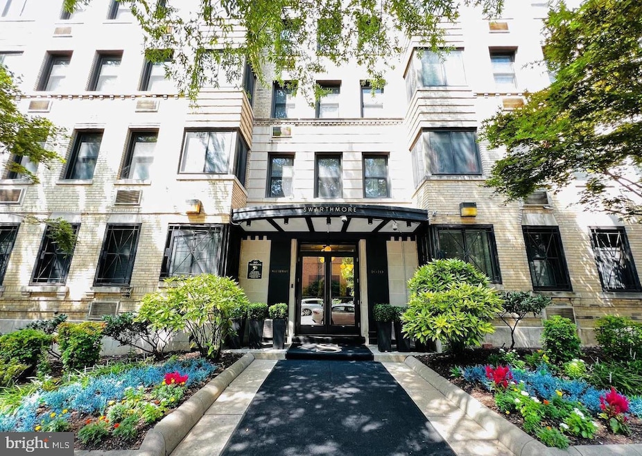 For Rent $1,895/month • Co-Listing Agent