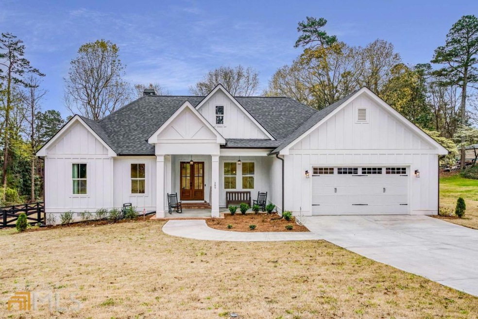 289 Russell Rd, Winder, GA 30680 - photo 1