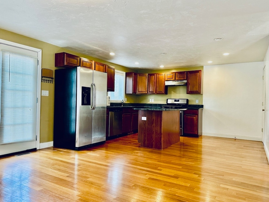 45 Jacob St, Dorchester Center, MA 02124 - photo 1