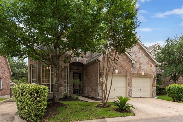 Georgeous DREES Home nestled in small community of