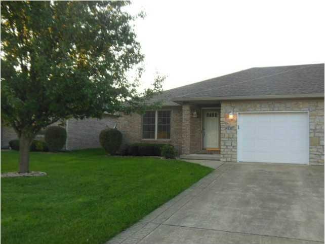 2930 Victory Dr, Columbus, IN 47203 - photo 1