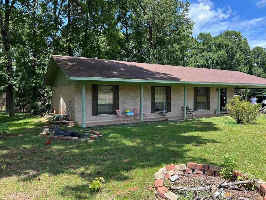 110 General Beauregard Dr, Vivian, LA 71082 - photo 1