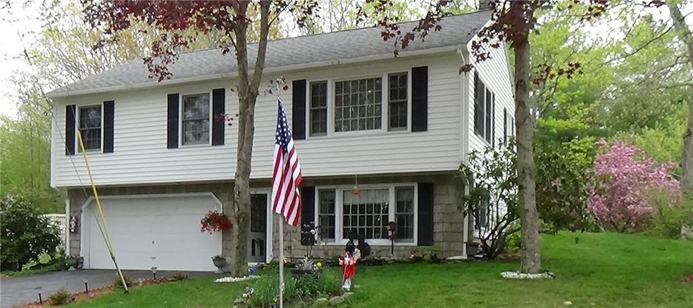 42 Garden St, Old Orchard Beach, ME 04064 - photo 1