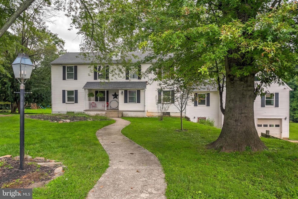 1124 Greenway Rd, Cockeysville, MD 21030 - photo 1