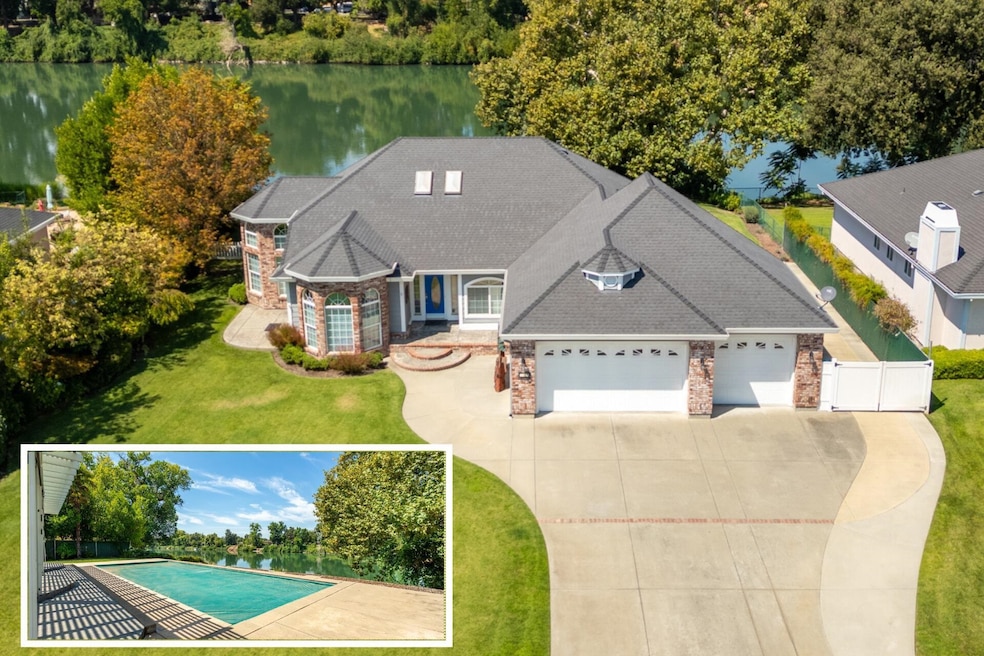 300 Agua Verdi Dr, Red Bluff, CA 96080 - photo 1