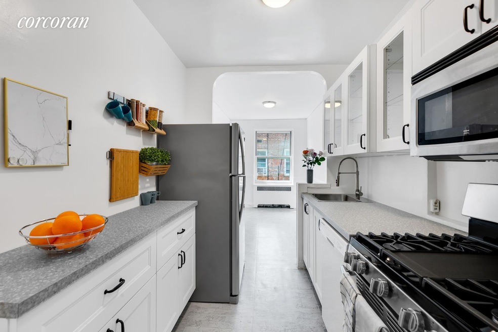360 Cabrini Blvd unit 5D, New York, NY 10040 - photo 1