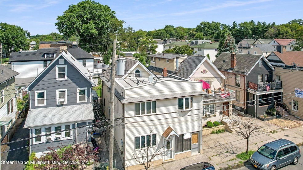 397 Broadway, Staten Island, NY 10310 - photo 1