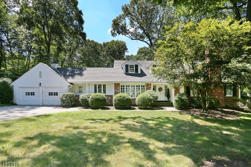 61 Twin Brooks Rd, Saddle River, NJ 07458 - photo 1