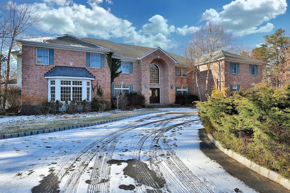 7 Iroquois Ct, Colts Neck, NJ 07722 - photo 1