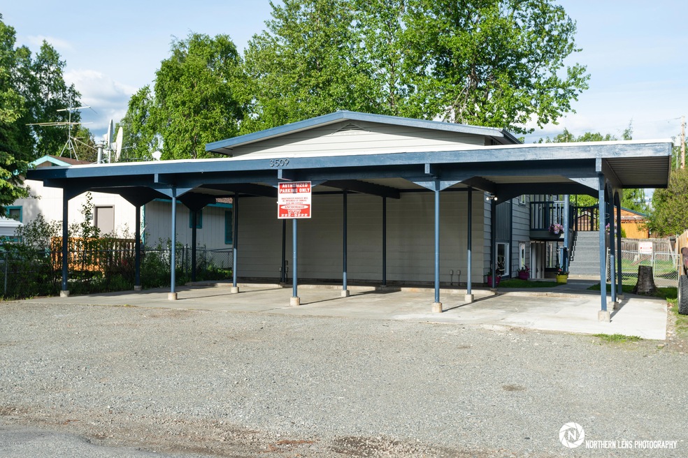 1_Exterior
