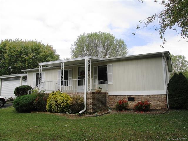 302 Meadowbrook Ct unit 17, Hendersonville, NC 28792 - photo 1