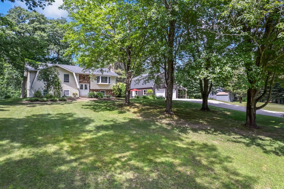 1 Lori Ln, Kittery, ME 03905 - photo 1