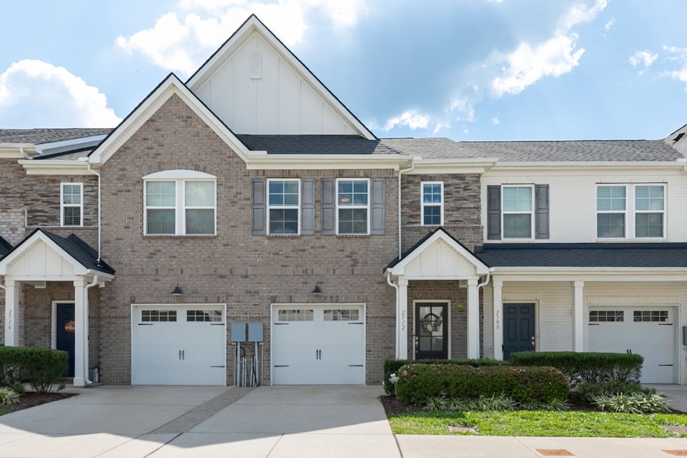 Under Contract $399,900