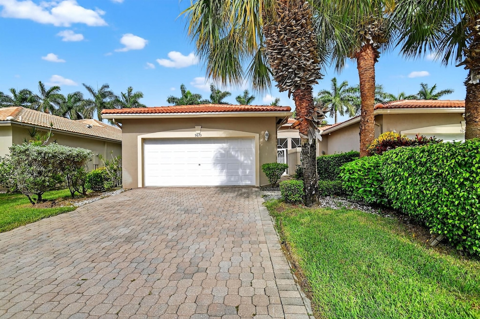 Sold $327,500 • Co-Listing Agent