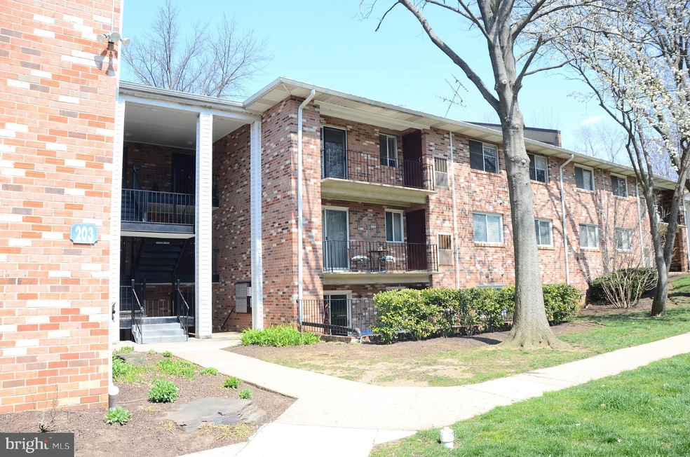 203 Victor Pkwy unit 2F, Annapolis, MD 21403 - photo 1