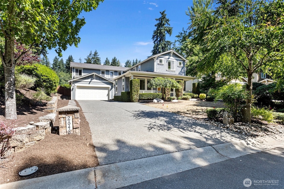 For Sale $1,998,000 • Co-Listing Agent