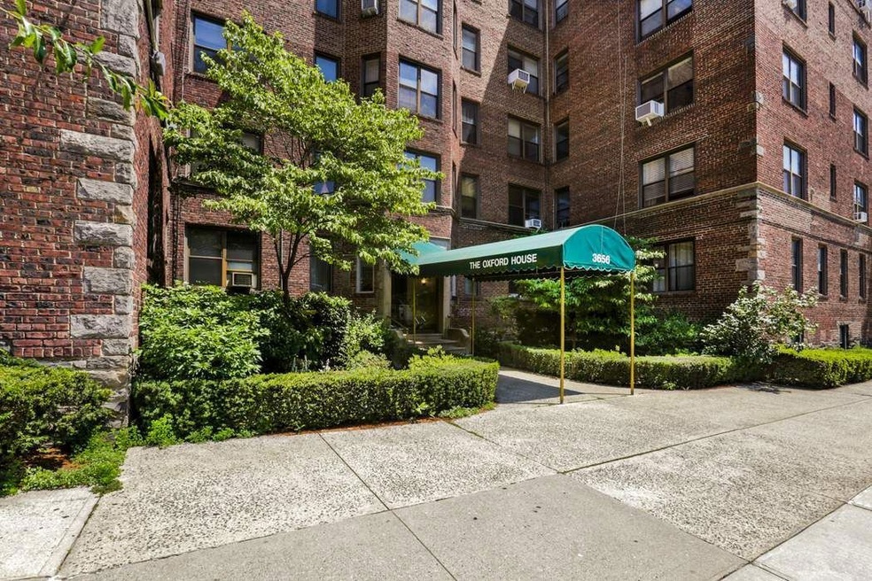 3656 Johnson Ave unit 2J, Bronx, NY 10463 - photo 1