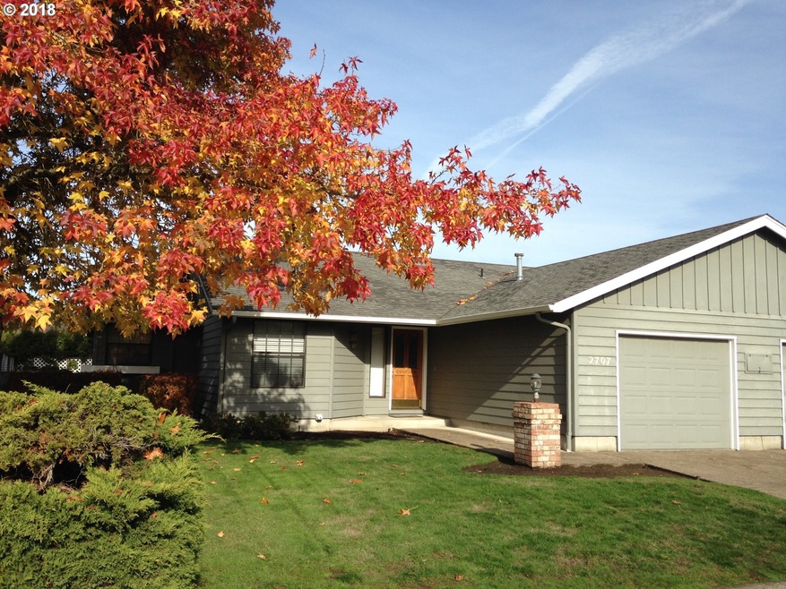 2707 Dayna Ln, Eugene, OR 97408 - photo 1